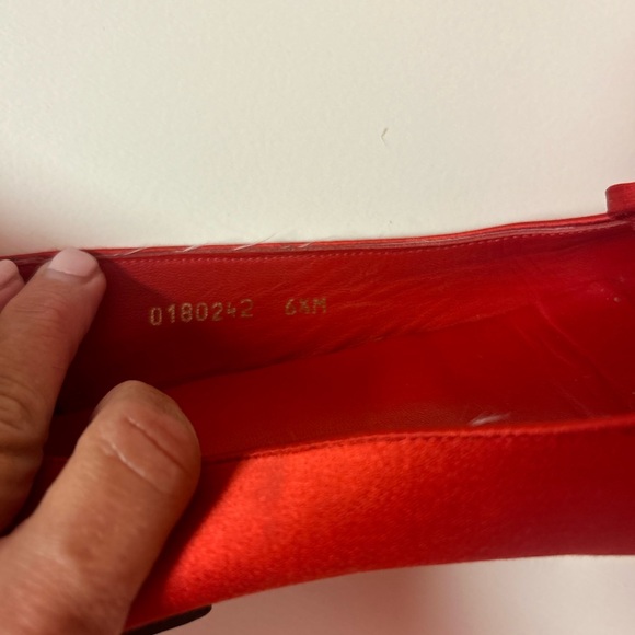 Delman red satin ballet flat perfect for holidays - Picture 4 of 5